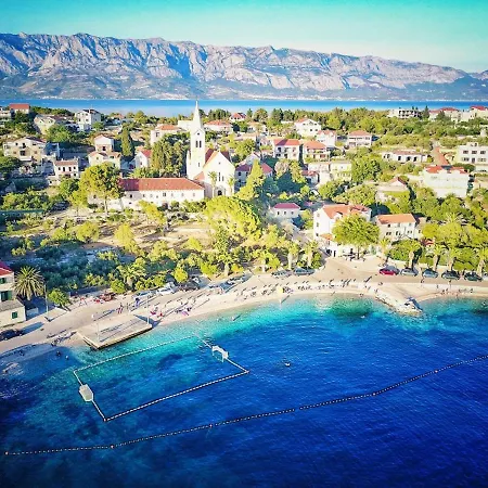 Apartmani Lucija Sumartin